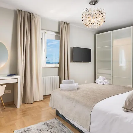 Apartman Rebecca Opatija Exterior photo